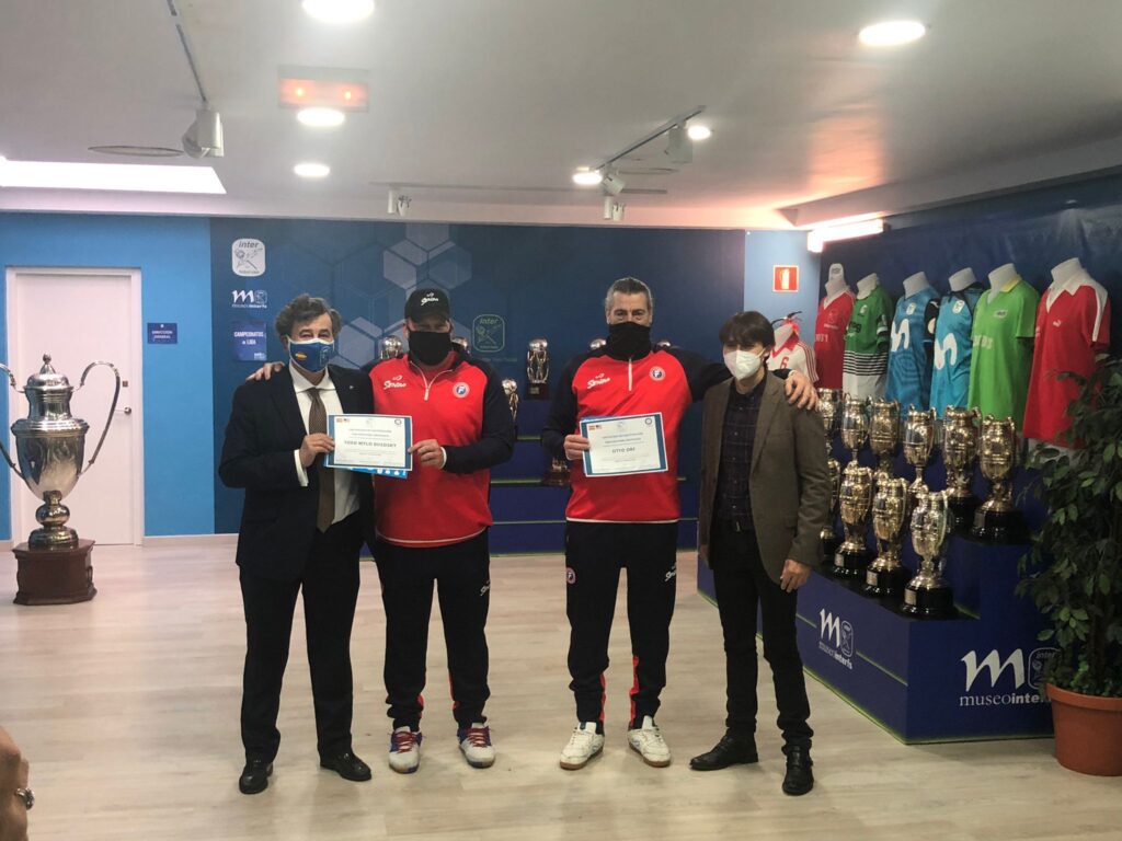 PHOTO-2021-12-29-05-11-41